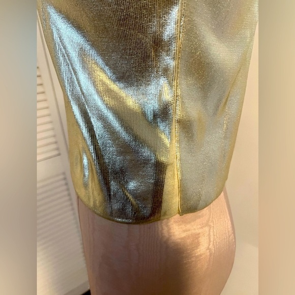 🔥🔥zara Gold metallic top NWOT - Picture 4 of 7